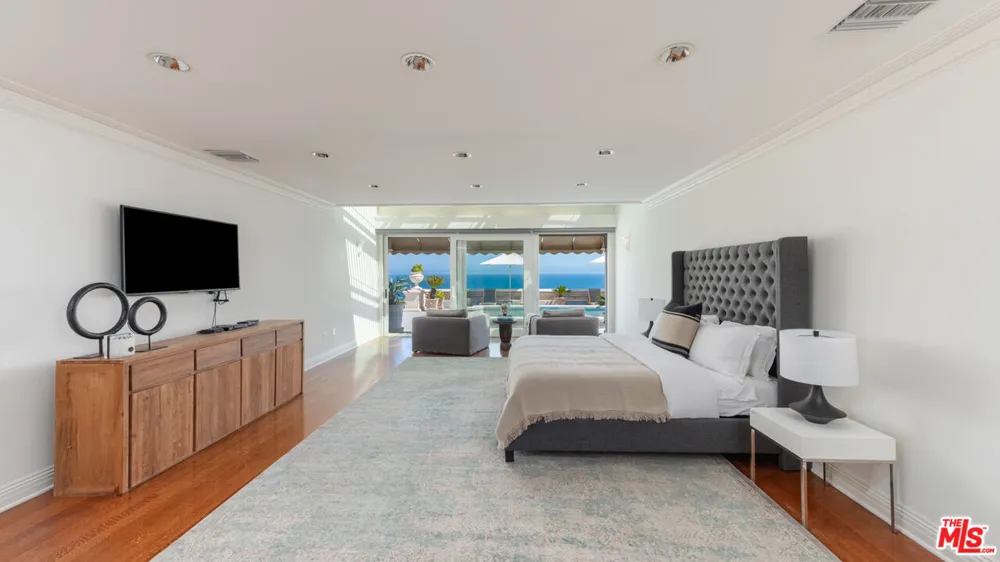 29000 Cliffside Drive Malibu, CA 90265