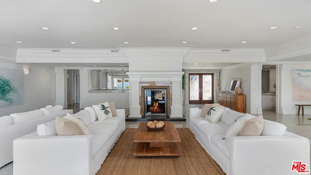 29000 Cliffside Drive Malibu, CA 90265