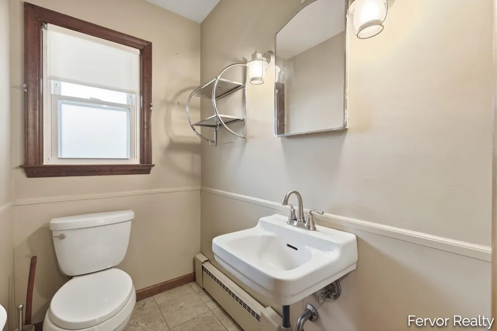 3520 Chamberlain Avenue SE Grand Rapids, MI 49508