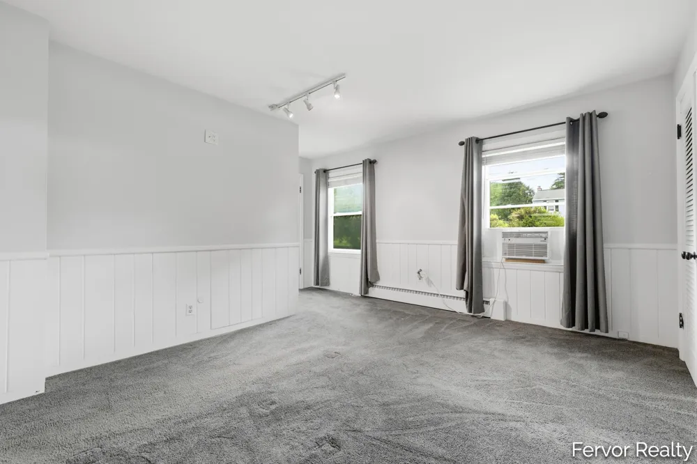 3520 Chamberlain Avenue SE Grand Rapids, MI 49508