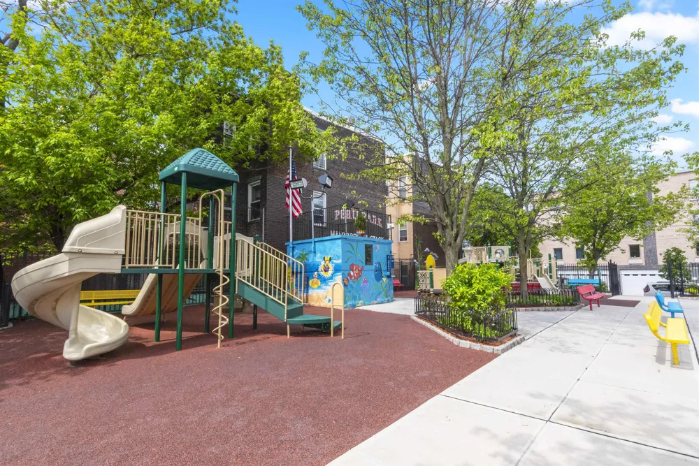 522 23RD ST Union City, NJ 07087