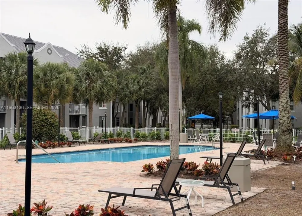 520 SW 111TH AVENUE #301 Pembroke Pines, FL 33025