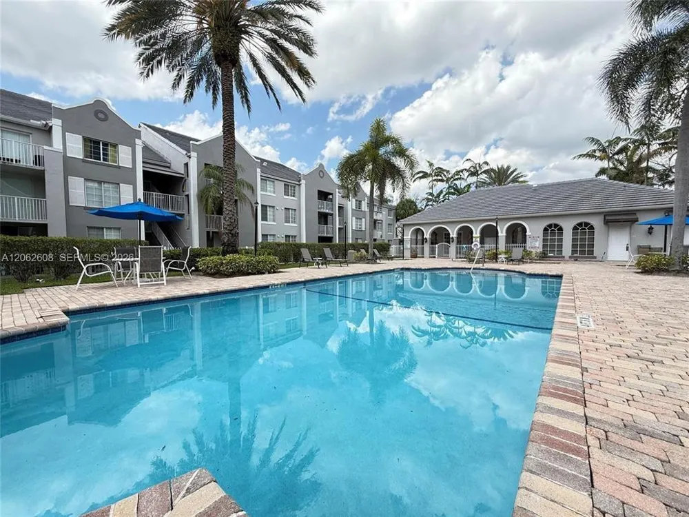 520 SW 111TH AVENUE #301 Pembroke Pines, FL 33025