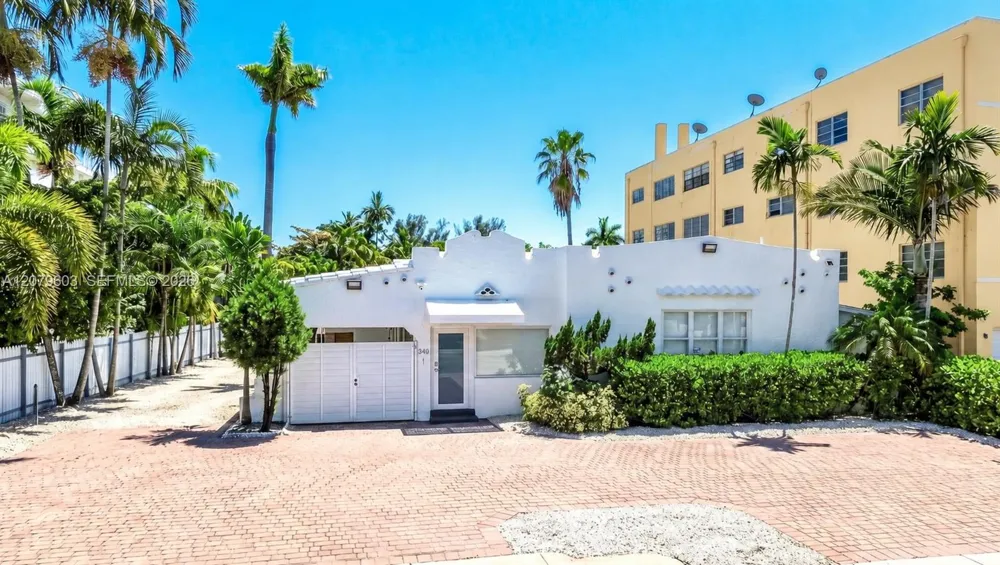 340 NE 125th St North Miami, FL 33161