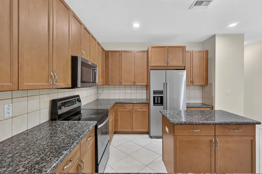 9479 SEDGEWOOD DRIVE Lake Worth, FL 33467