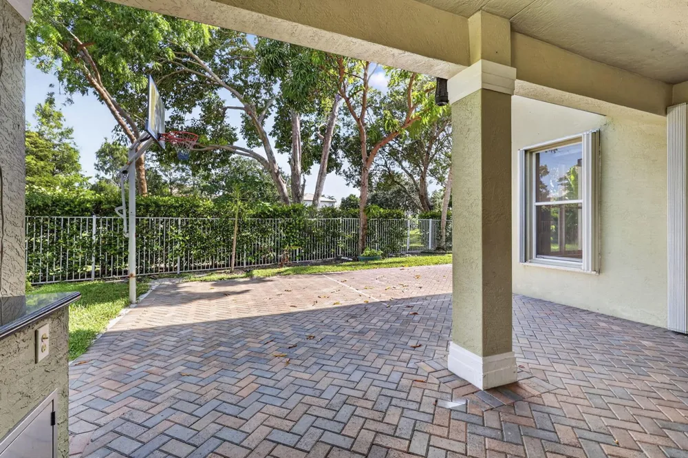 9479 SEDGEWOOD DRIVE Lake Worth, FL 33467