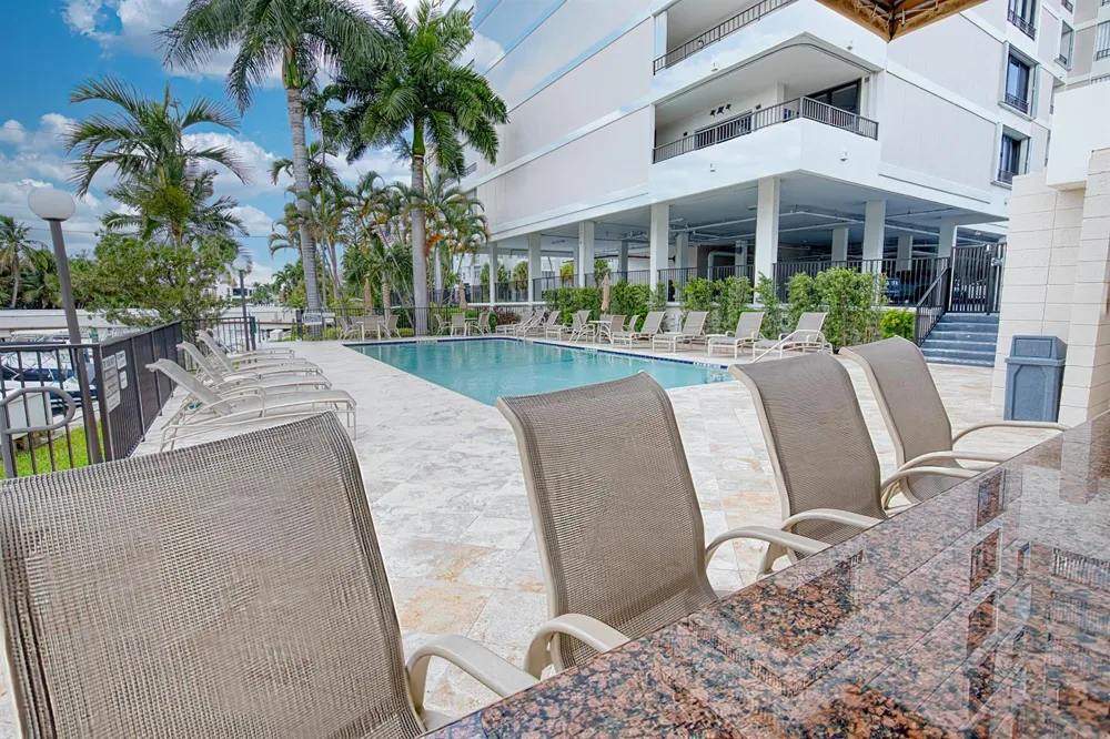 1401 S OCEAN BOULEVARD #702 Pompano Beach, FL 33062
