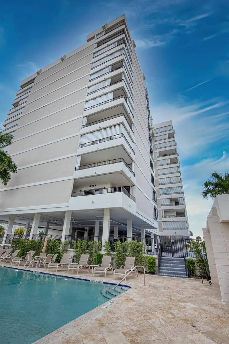 1401 S OCEAN BOULEVARD #702 Pompano Beach, FL 33062