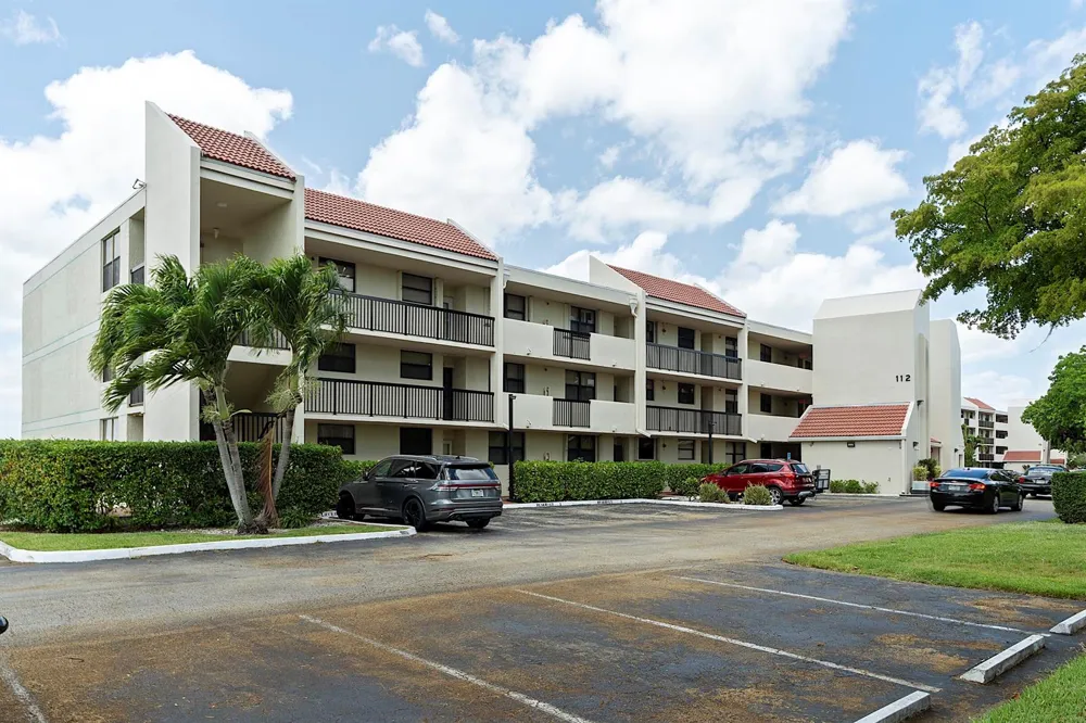 112 LAKE EMERALD DRIVE #209 Oakland Park, FL 33309