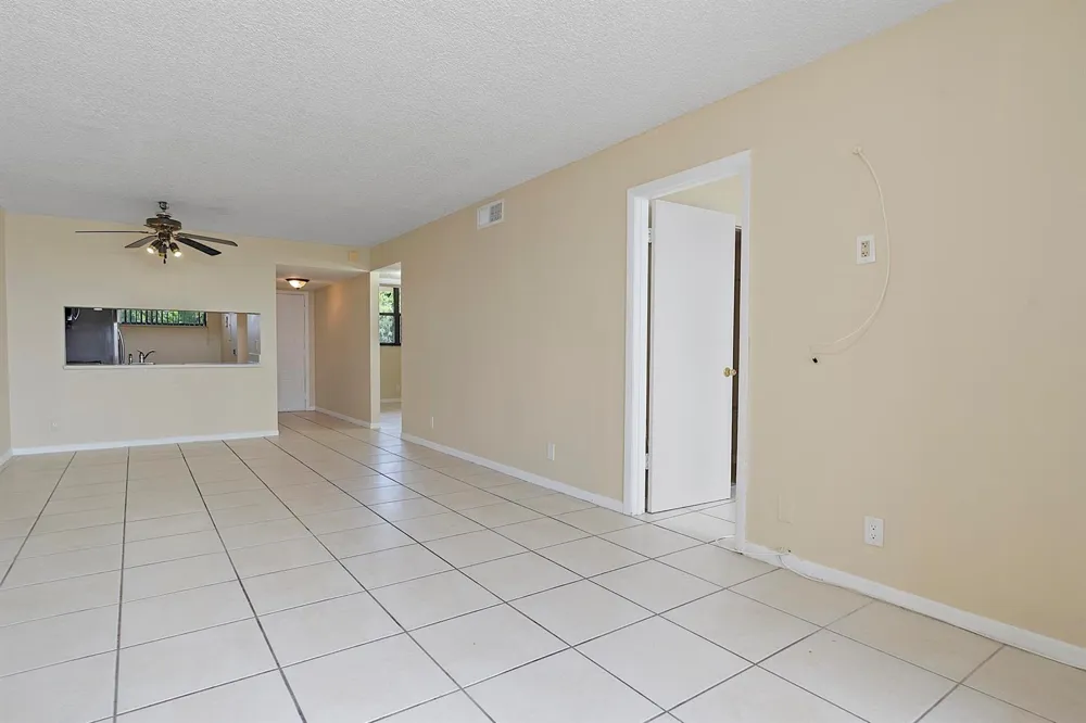 112 LAKE EMERALD DRIVE #209 Oakland Park, FL 33309