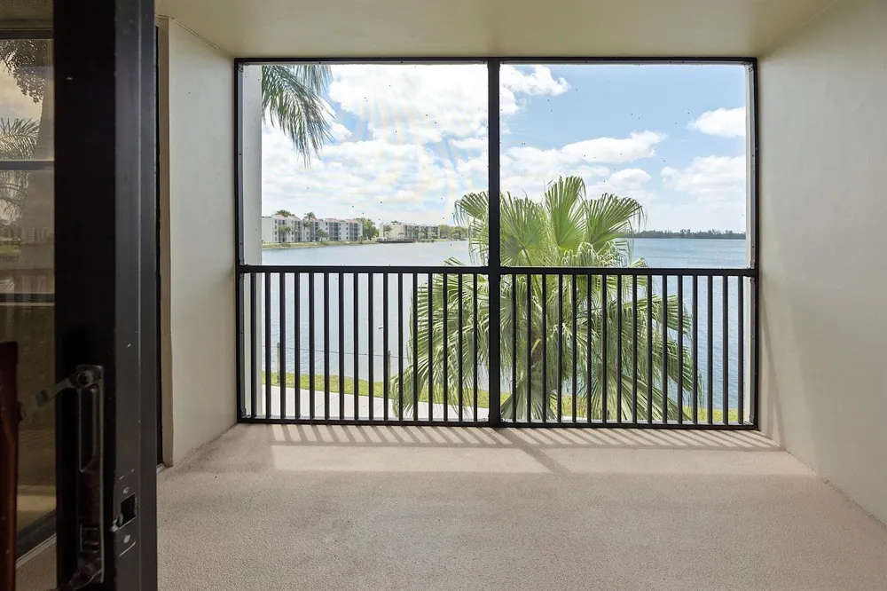 112 LAKE EMERALD DRIVE #209 Oakland Park, FL 33309