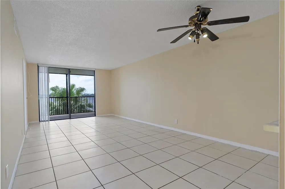 112 LAKE EMERALD DRIVE #209 Oakland Park, FL 33309