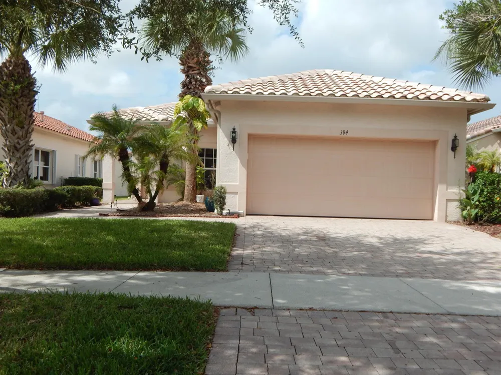 394 NW BREEZY POINT LOOP Port St. Lucie, FL 34986