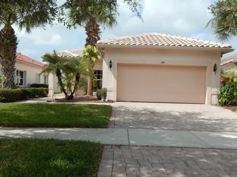 394 NW BREEZY POINT LOOP
