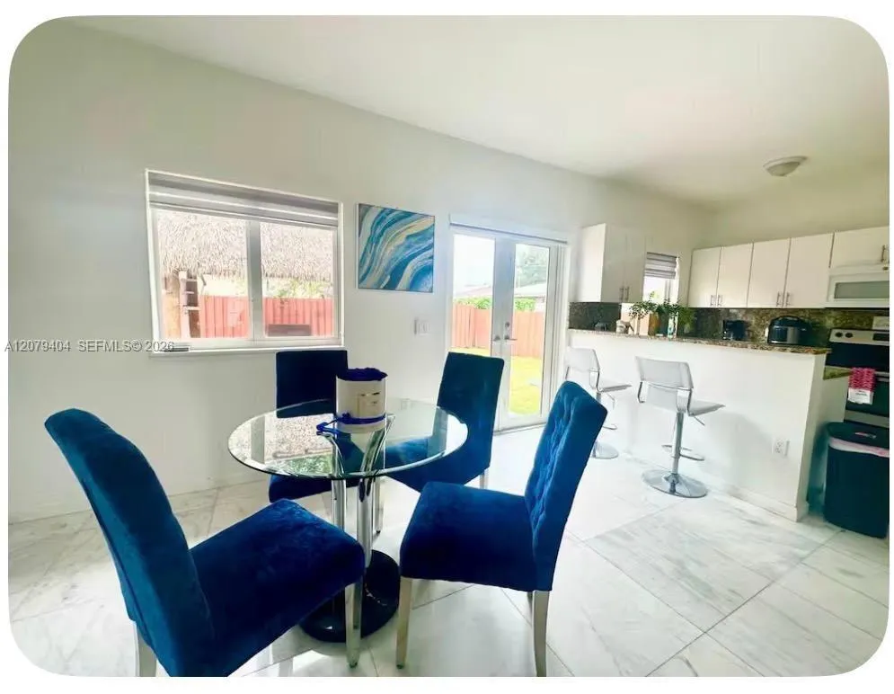 8880 SW 25th St #8880 Miami, FL 33165