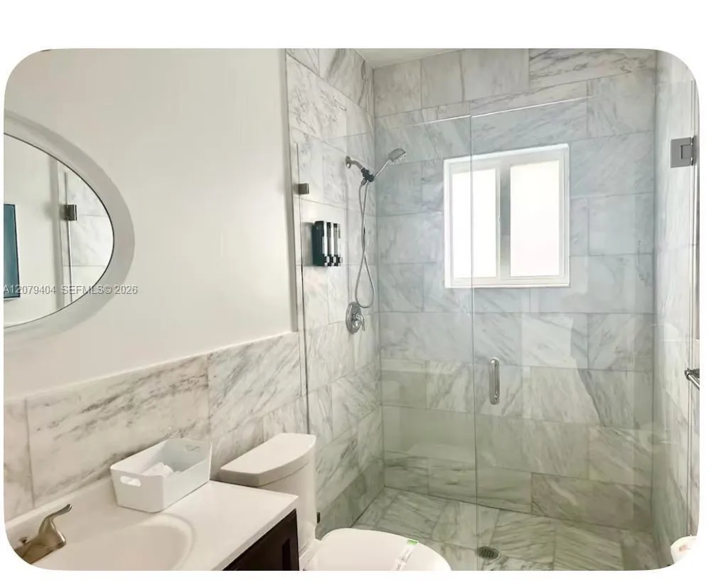 8880 SW 25th St #8880 Miami, FL 33165