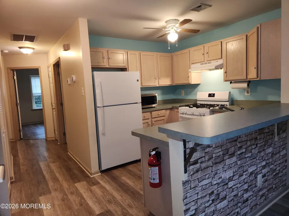21 Timberline Drive Little Egg Harbor, NJ 08087