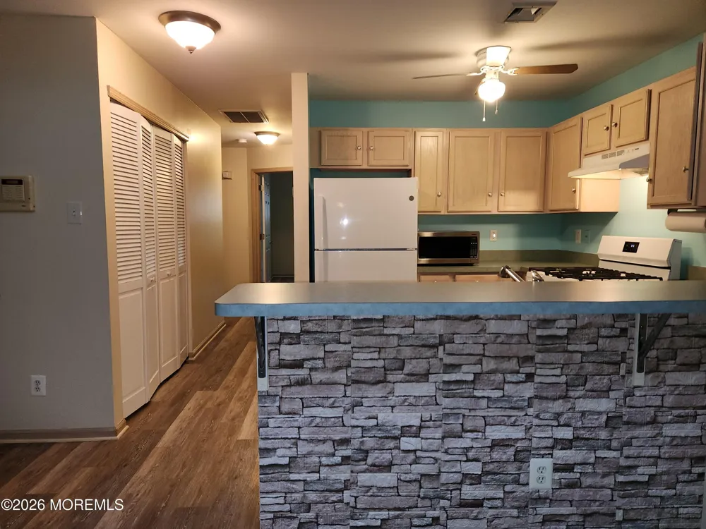 21 Timberline Drive Little Egg Harbor, NJ 08087