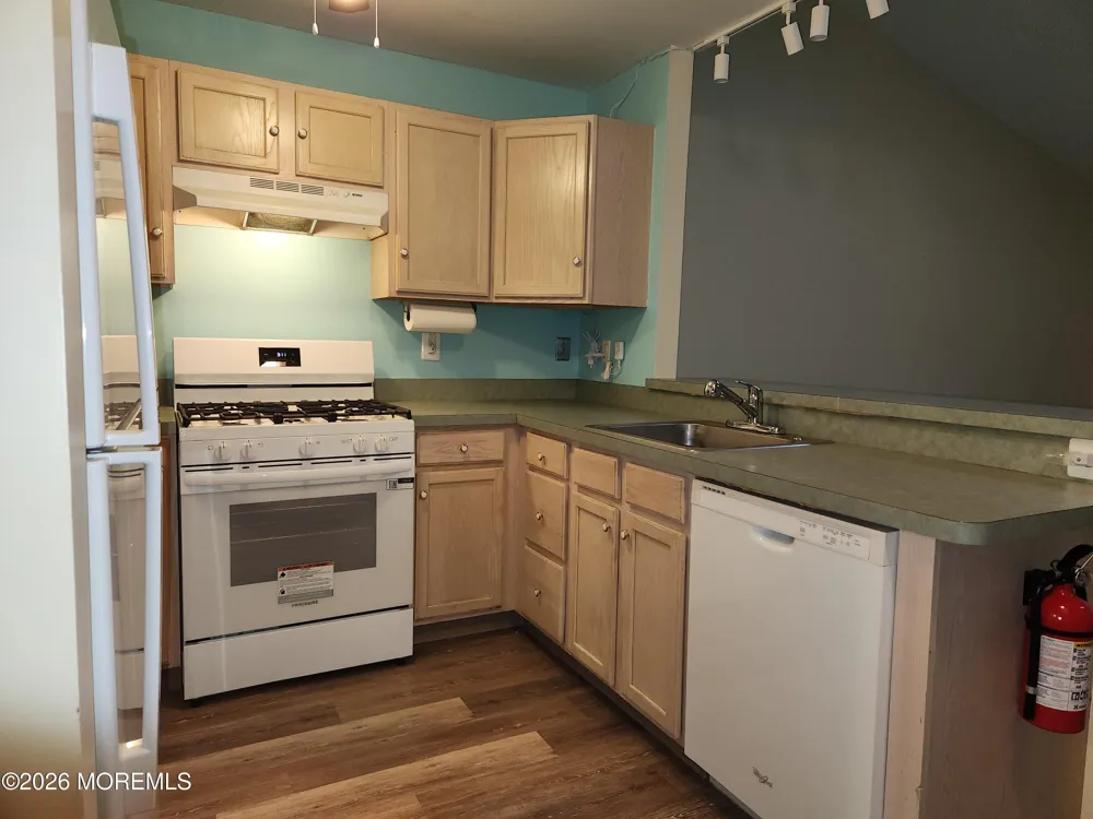 21 Timberline Drive Little Egg Harbor, NJ 08087