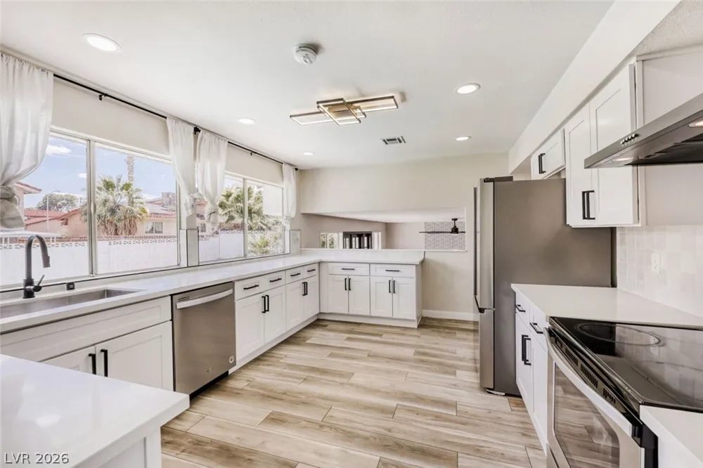 4163 Chela Circle Las Vegas, NV 89120