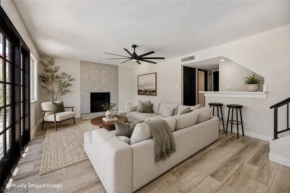 4163 Chela Circle Las Vegas, NV 89120