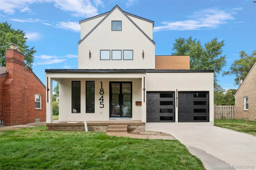 1845 Humphrey Avenue Birmingham City, MI 48009