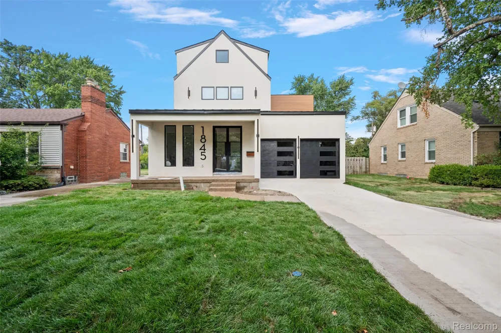 1845 Humphrey Avenue Birmingham City, MI 48009