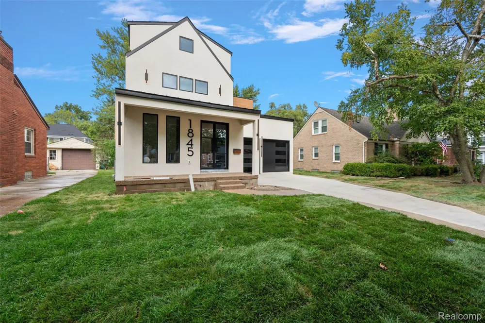 1845 Humphrey Avenue Birmingham City, MI 48009
