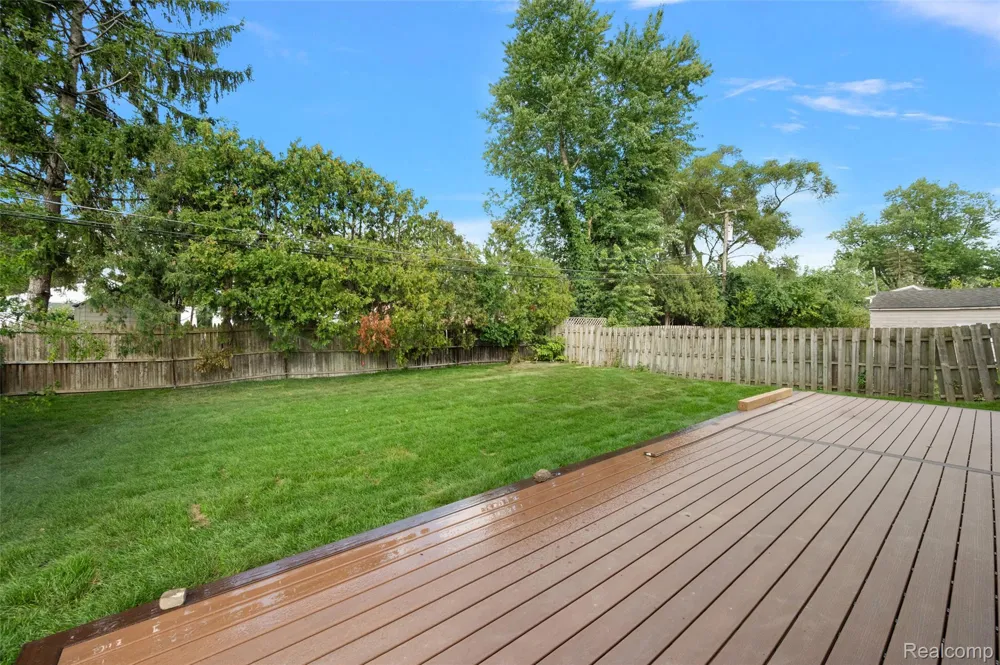 1845 Humphrey Avenue Birmingham City, MI 48009