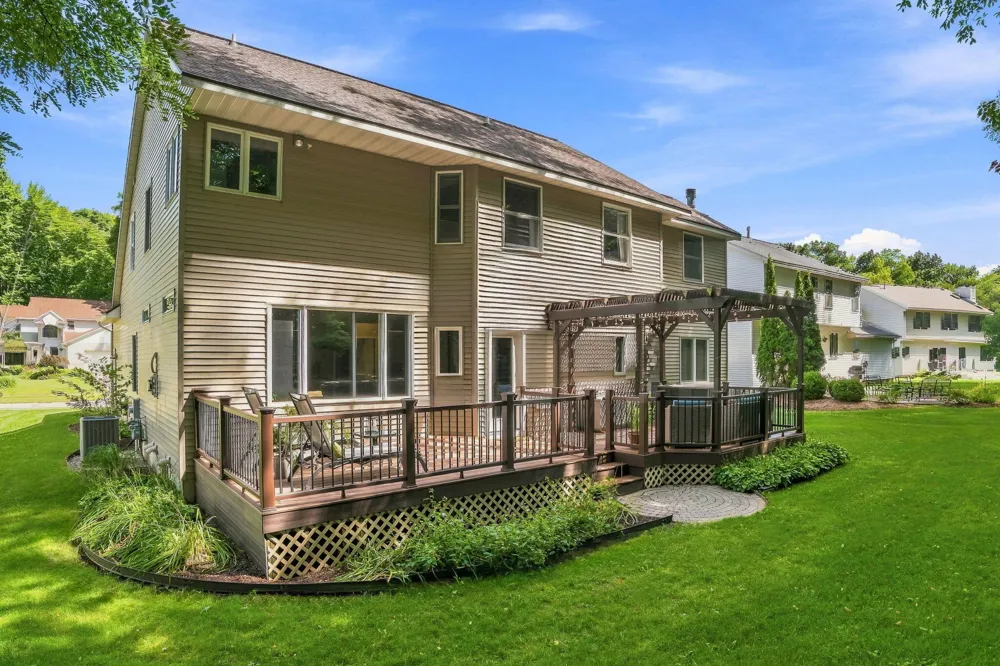 6274 Miramonte Drive NE Cannon Township, MI 49341