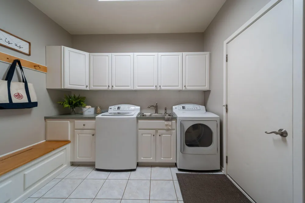6274 Miramonte Drive NE Cannon Township, MI 49341