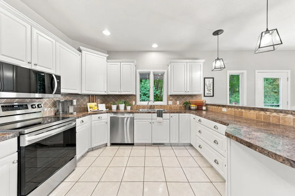 6274 Miramonte Drive NE Cannon Township, MI 49341