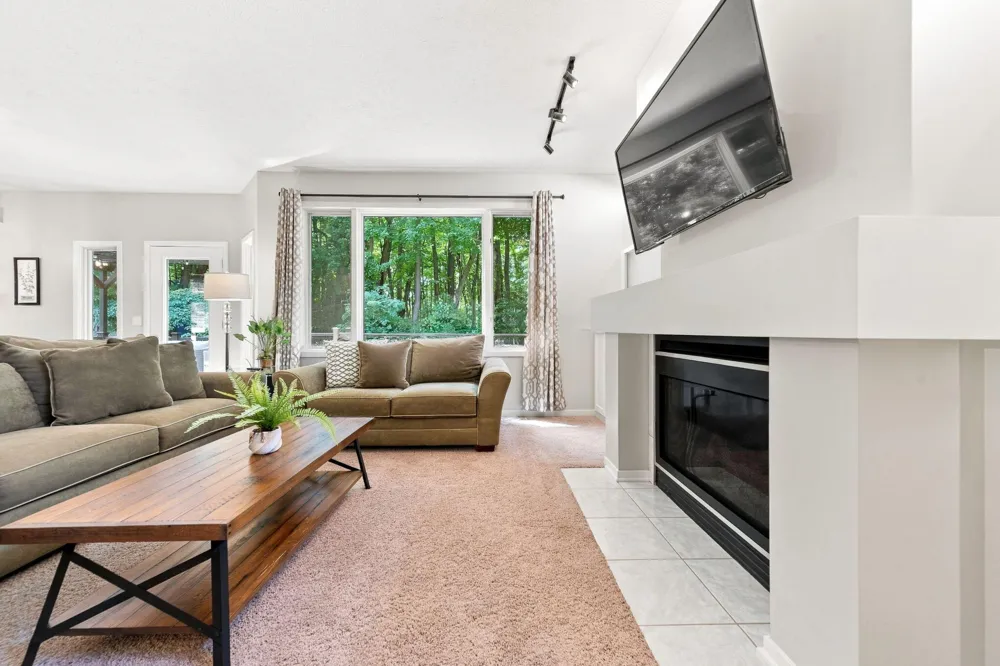 6274 Miramonte Drive NE Cannon Township, MI 49341