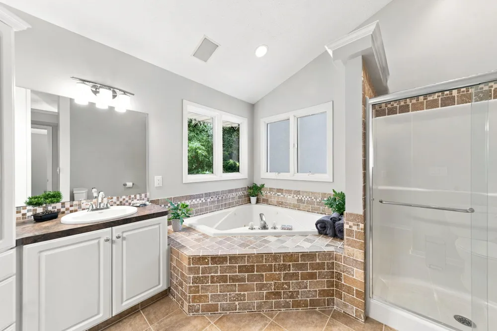 6274 Miramonte Drive NE Cannon Township, MI 49341