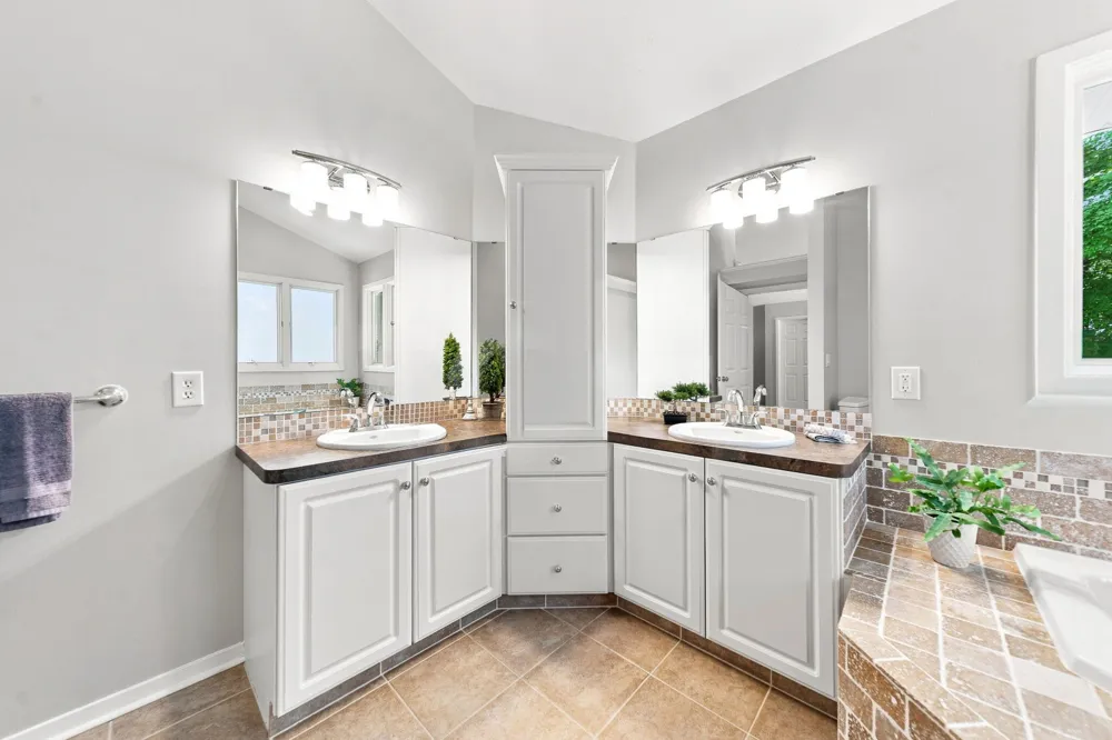 6274 Miramonte Drive NE Cannon Township, MI 49341