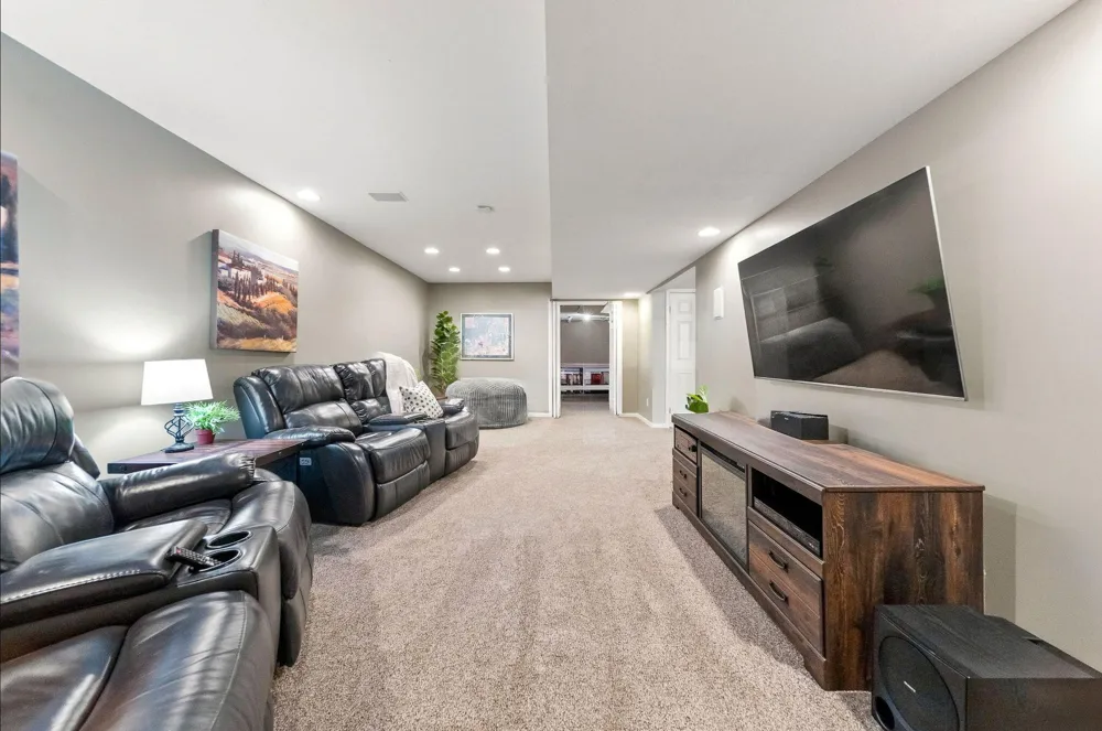 6274 Miramonte Drive NE Cannon Township, MI 49341