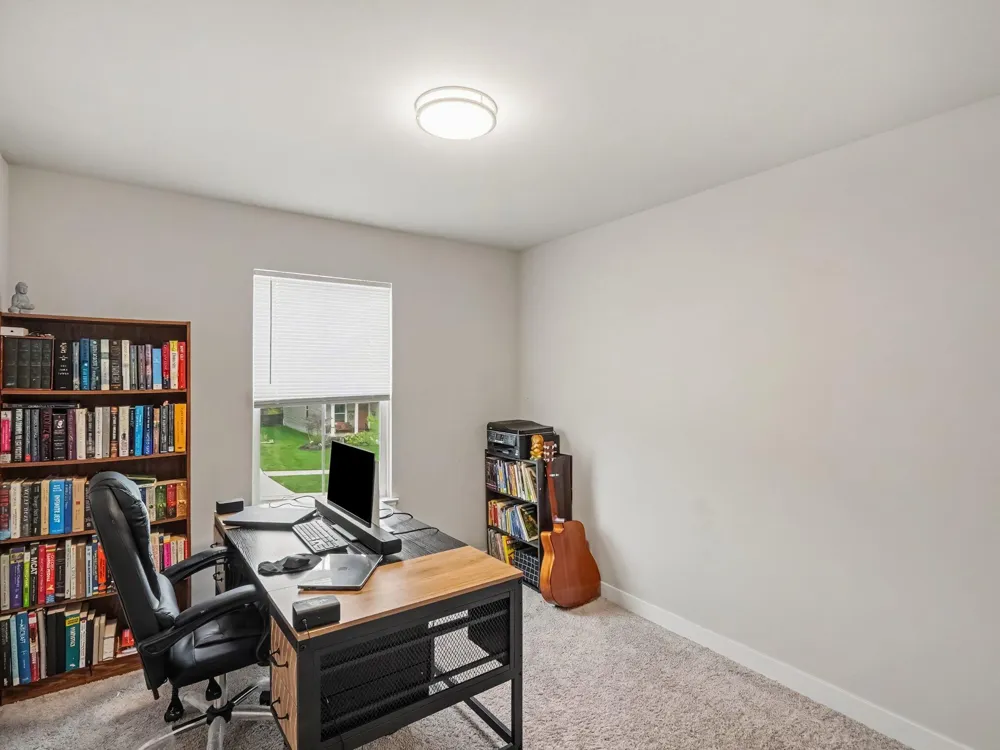 880 Machnik Drive Chelsea City, MI 48118