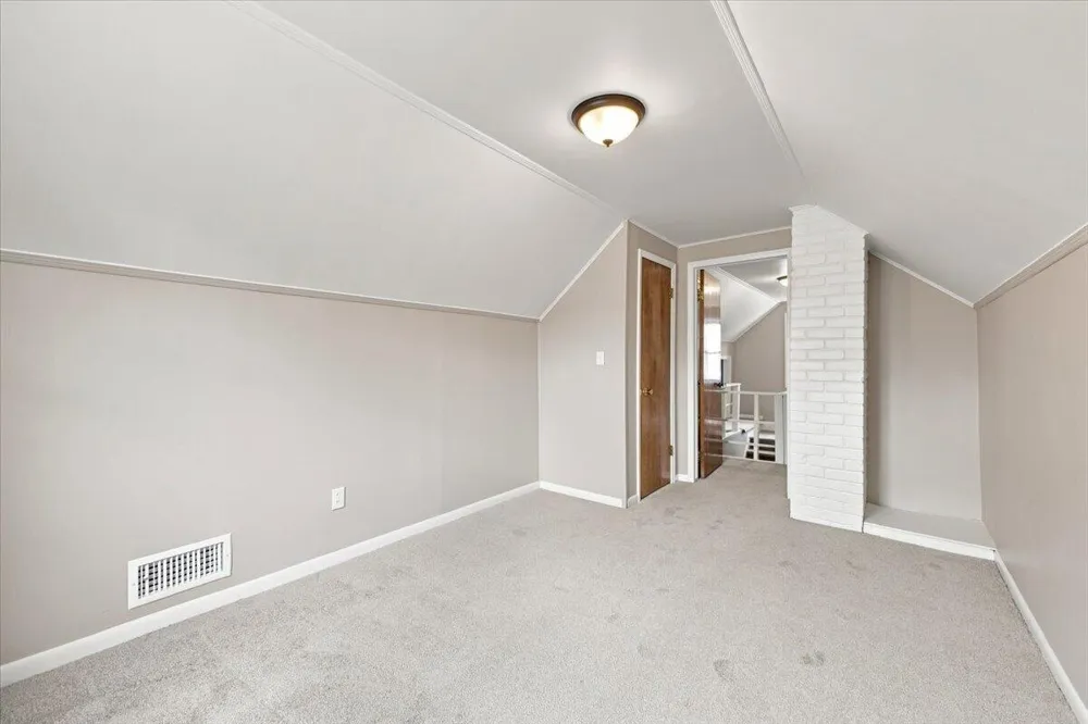 815 S Marias Avenue Clawson City, MI 48017