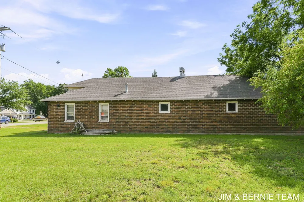 3185 104th Avenue Holland Charter Township, MI 49464