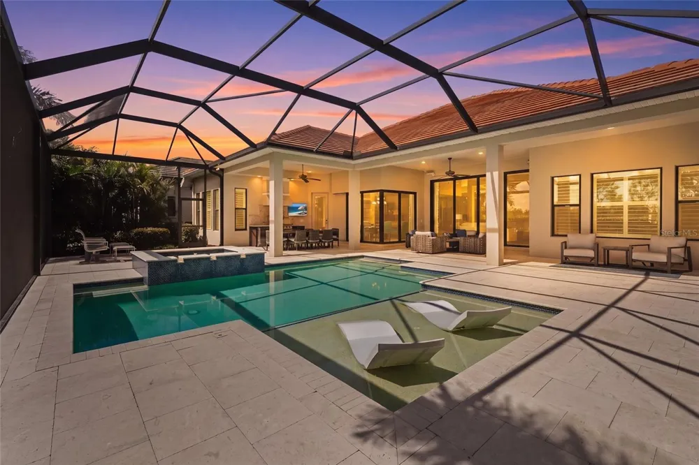 788 CROSSWIND AVENUE Sarasota, FL 34240