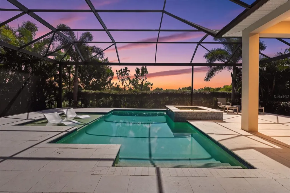 788 CROSSWIND AVENUE Sarasota, FL 34240