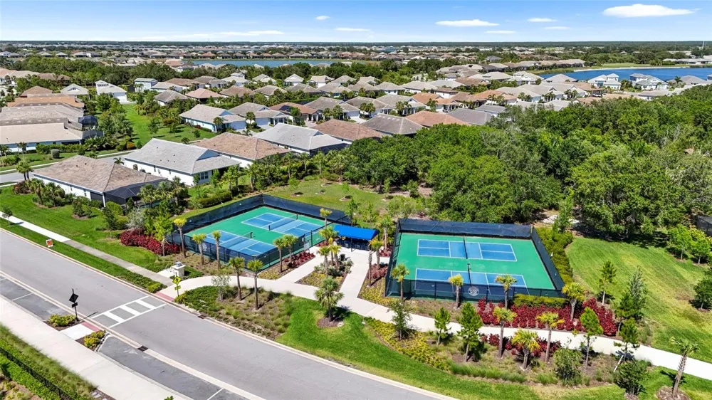788 CROSSWIND AVENUE Sarasota, FL 34240