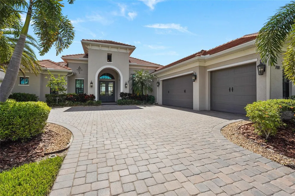 788 CROSSWIND AVENUE Sarasota, FL 34240