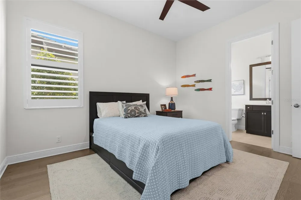 788 CROSSWIND AVENUE Sarasota, FL 34240