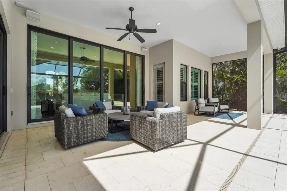 788 CROSSWIND AVENUE Sarasota, FL 34240