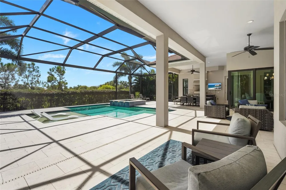 788 CROSSWIND AVENUE Sarasota, FL 34240