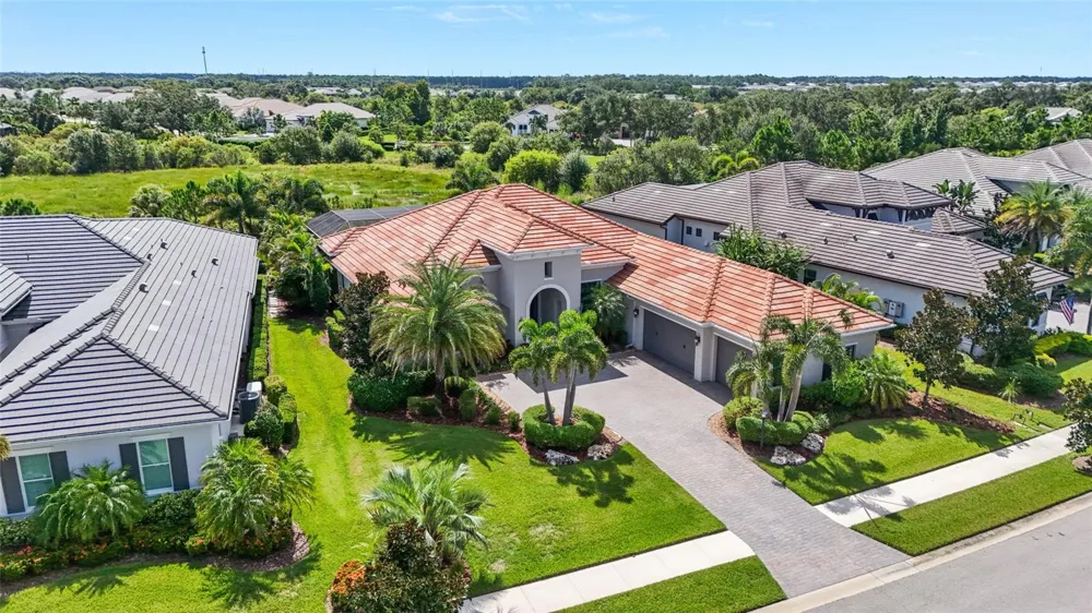 788 CROSSWIND AVENUE Sarasota, FL 34240