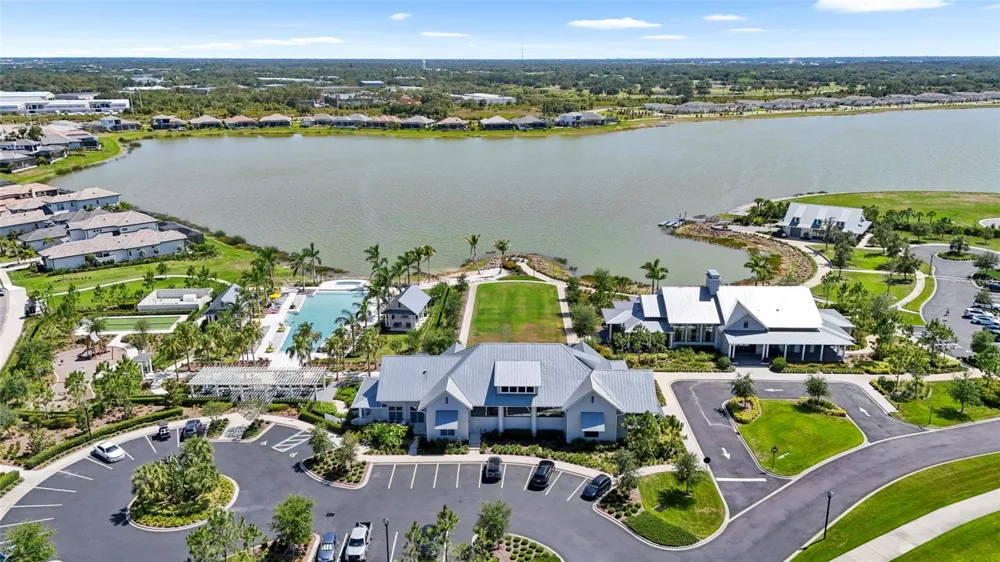 788 CROSSWIND AVENUE Sarasota, FL 34240