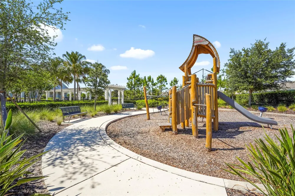 788 CROSSWIND AVENUE Sarasota, FL 34240