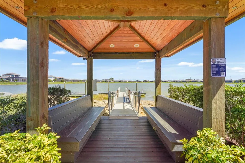 788 CROSSWIND AVENUE Sarasota, FL 34240